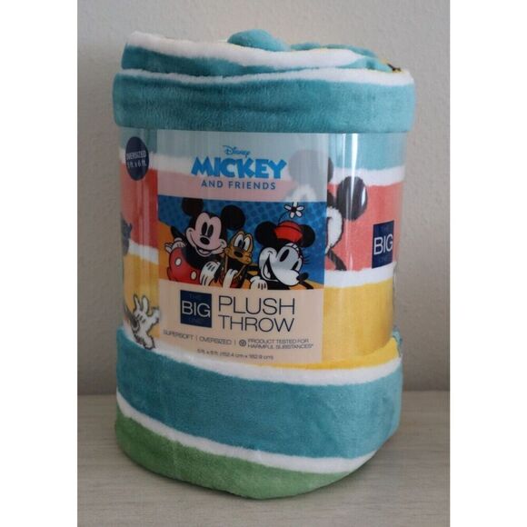 The Big One - Disney Mickey & Friends Super Soft Oversized Plush Throw 5ft x 6ft - Picture 3 of 6